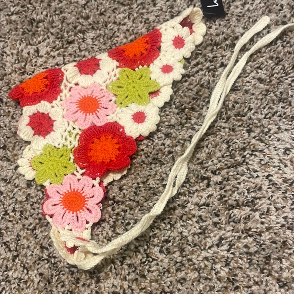 Floral Crochet Headscarf - Picture 5 of 5